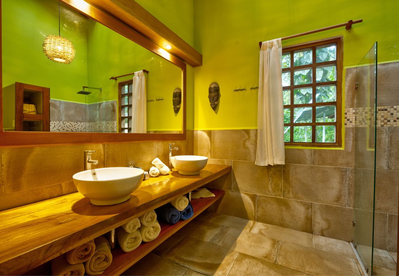 Villa en Playa Chiquita - Villa KAPOKUA Villa en Playa Chiquita - Villa KAPOKUA