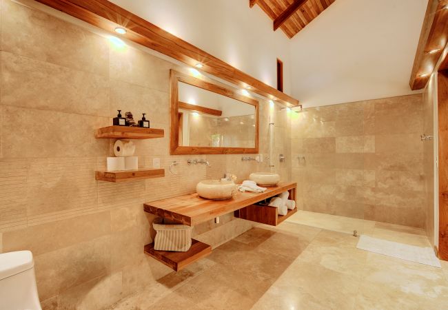 Villa en Playa Chiquita - Zen Resort Villa en Playa Chiquita - Zen Resort