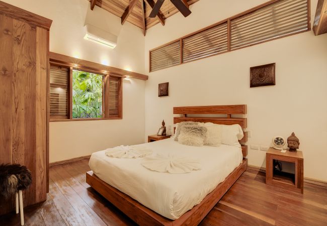 Villa en Playa Chiquita - Zen Resort Villa en Playa Chiquita - Zen Resort