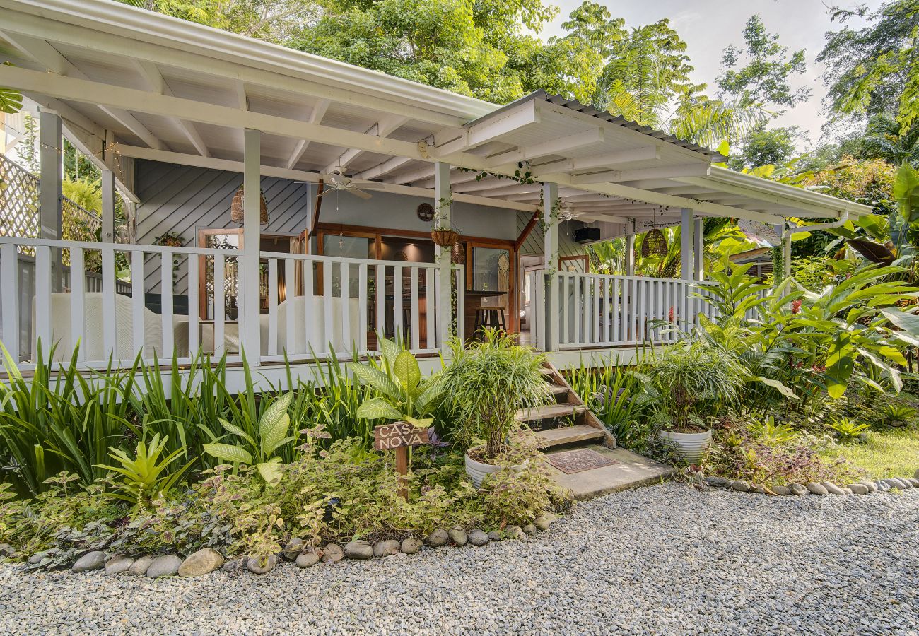 Casa en Playa Chiquita - Casa Nova