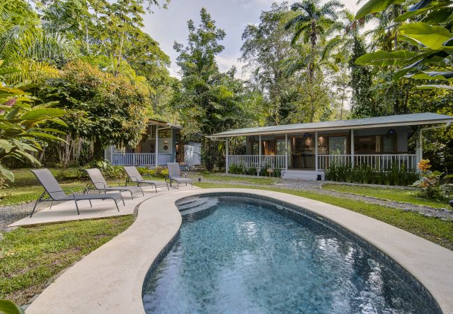 Casa en Playa Chiquita - Casa Lyra Casa en Playa Chiquita - Casa Lyra