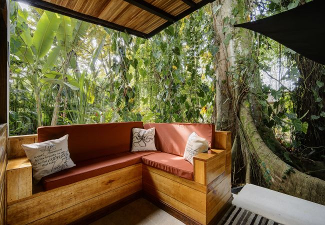 Apartamento en Playa Chiquita - Casita Samsari a 2 pasos de la Playa y A/C Apartamento en Playa Chiquita - Casita Samsari a 2 pasos de la Playa y A/C