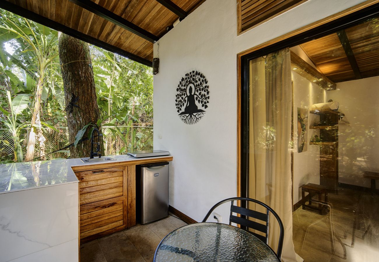 Apartamento en Playa Chiquita - Casita Samsari a 2 pasos de la Playa y A/C Apartamento en Playa Chiquita - Casita Samsari a 2 pasos de la Playa y A/C