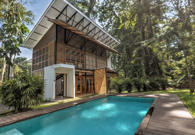 Villa en Playa Chiquita - Porto Alegre Resort Villa en Playa Chiquita - Porto Alegre Resort