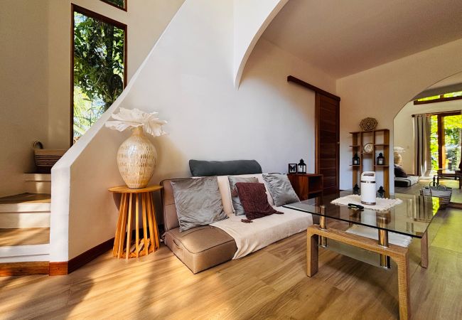 Villa en Playa Chiquita - Mermaid Yoga Temple + Studio Apartments Villa en Playa Chiquita - Mermaid Yoga Temple + Studio Apartments