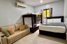 Casa en Manzanillo - Casa Melda | Walk to the Beach & Gandoca-Manzanill