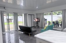 Apartamento en Puerto Viejo - Zeledón Beach Suite