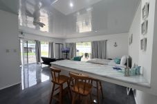 Apartamento en Puerto Viejo - Zeledón Beach Suite