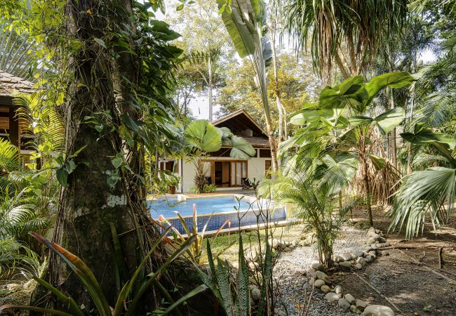 House in Playa Chiquita - Nirvana House House in Playa Chiquita - Nirvana House