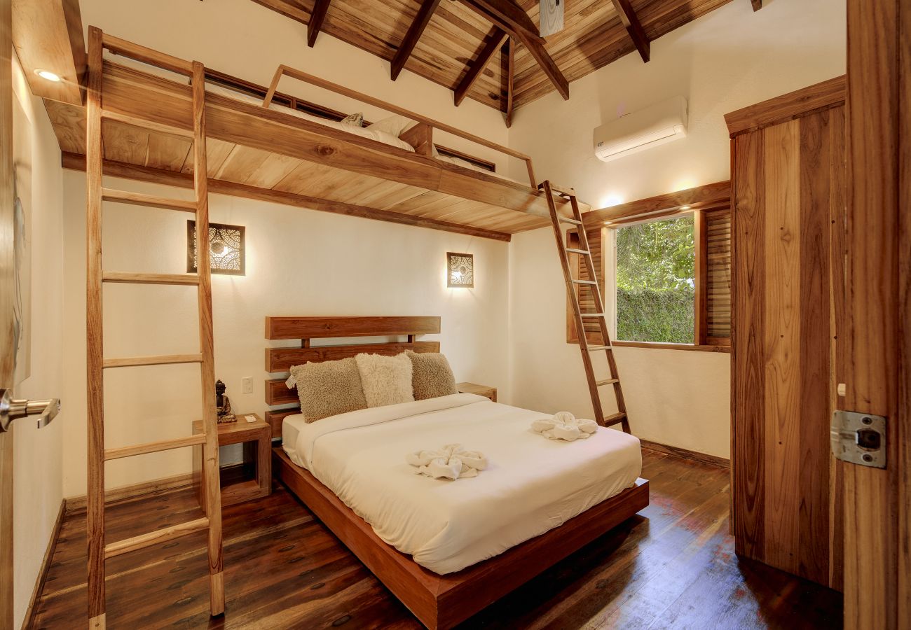 House in Playa Chiquita - Nirvana House House in Playa Chiquita - Nirvana House