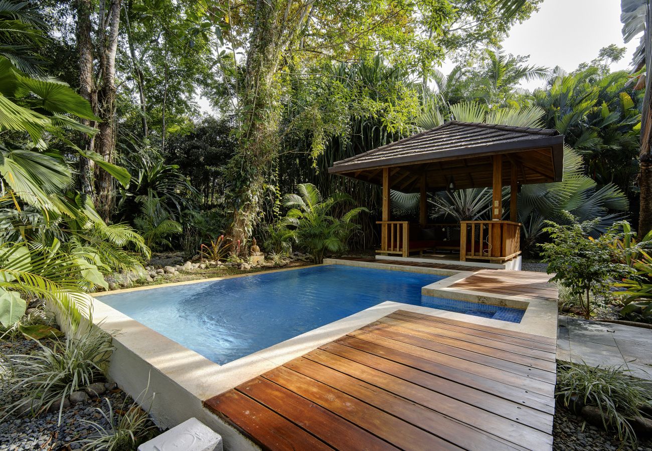 House in Playa Chiquita - Nirvana House House in Playa Chiquita - Nirvana House