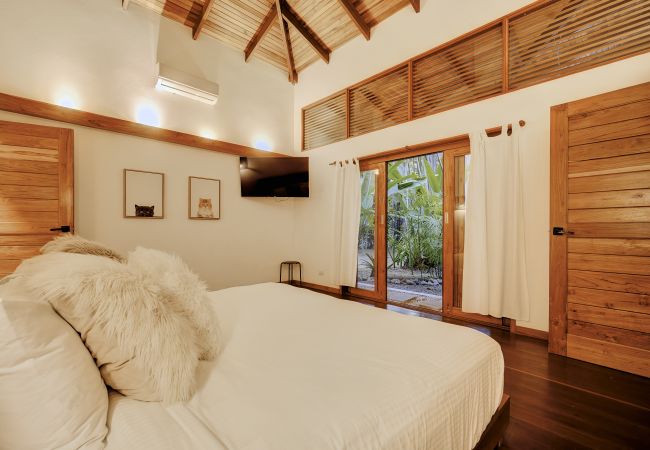 Villa in Playa Chiquita - Zen Resort Villa in Playa Chiquita - Zen Resort