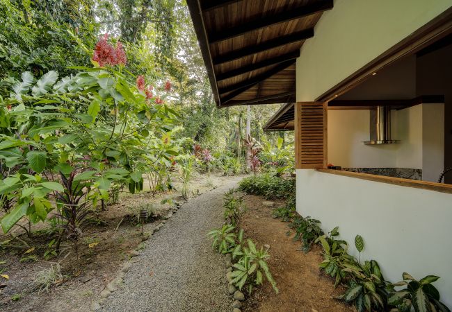 Villa in Playa Chiquita - Zen Resort Villa in Playa Chiquita - Zen Resort