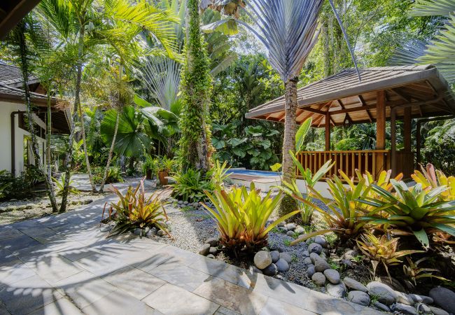 Villa in Playa Chiquita - Zen Resort Villa in Playa Chiquita - Zen Resort