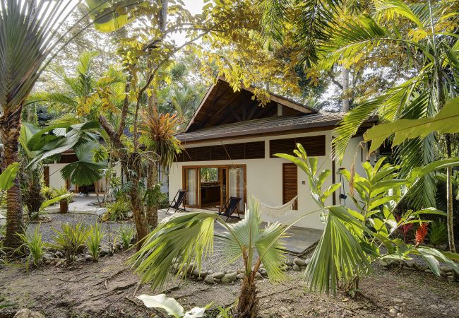 House in Playa Chiquita - Bodhi&Nirvana House in Playa Chiquita - Bodhi&Nirvana