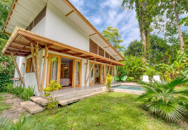 Villa in Playa Chiquita - Villas Shawandha Villa in Playa Chiquita - Villas Shawandha