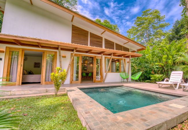 Villa in Playa Chiquita - Villas Shawandha Villa in Playa Chiquita - Villas Shawandha