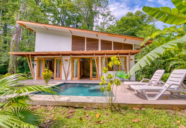 Villa in Playa Chiquita - Villas Shawandha Villa in Playa Chiquita - Villas Shawandha