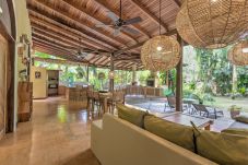 Villa in Playa Chiquita - Villa Color Caribe