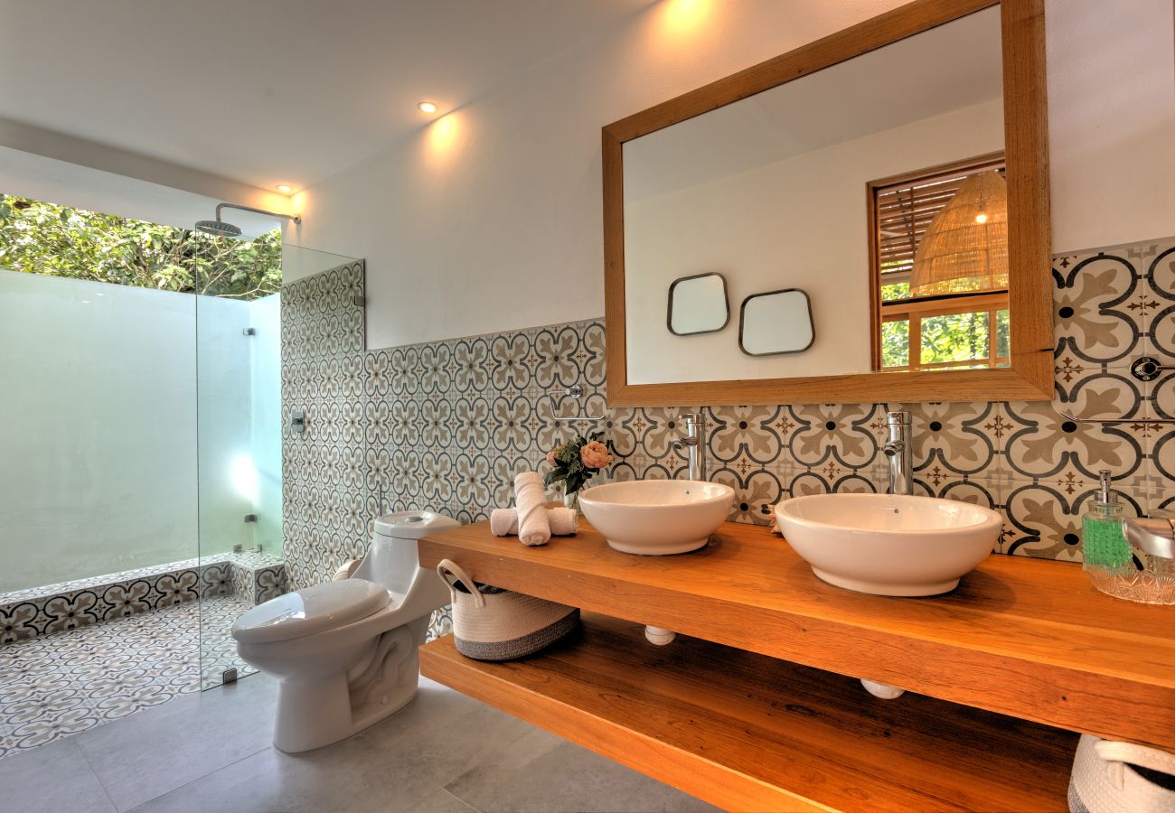 Villa in Playa Chiquita - Villa Alegria Villa in Playa Chiquita - Villa Alegria