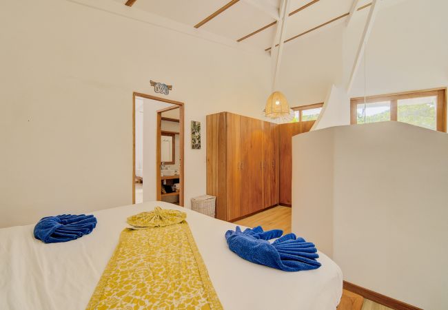 Studio in Playa Chiquita - Mermaid Temple Yoga Studio Studio in Playa Chiquita - Mermaid Temple Yoga Studio