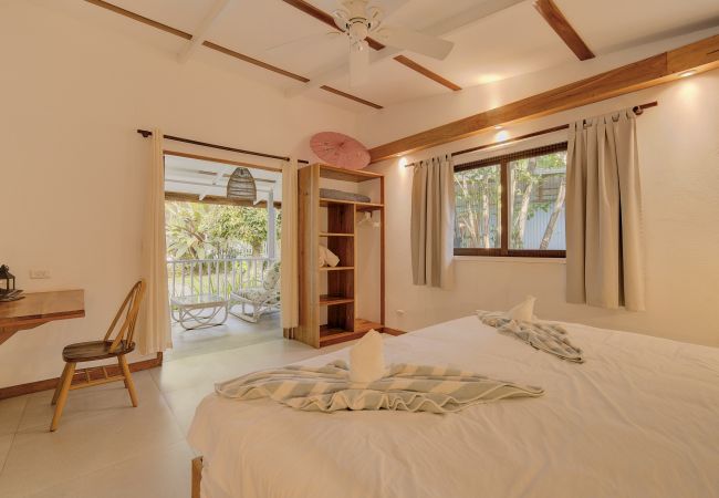 Villa in Talamanca - Siren Villas at the Siren Sanctuary Villa in Talamanca - Siren Villas at the Siren Sanctuary